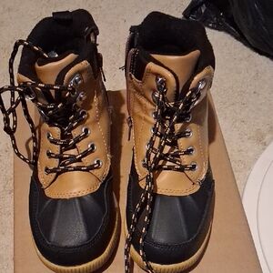 wonder nation Tan and Black Lace-Up Kids Outdoor Boots